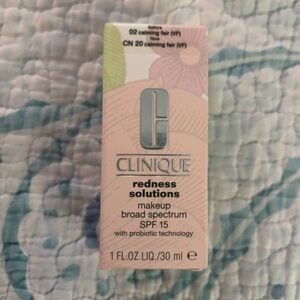 Clinique Redness Solutions Makeup SPF 15 - Calming Fair - New w/ box